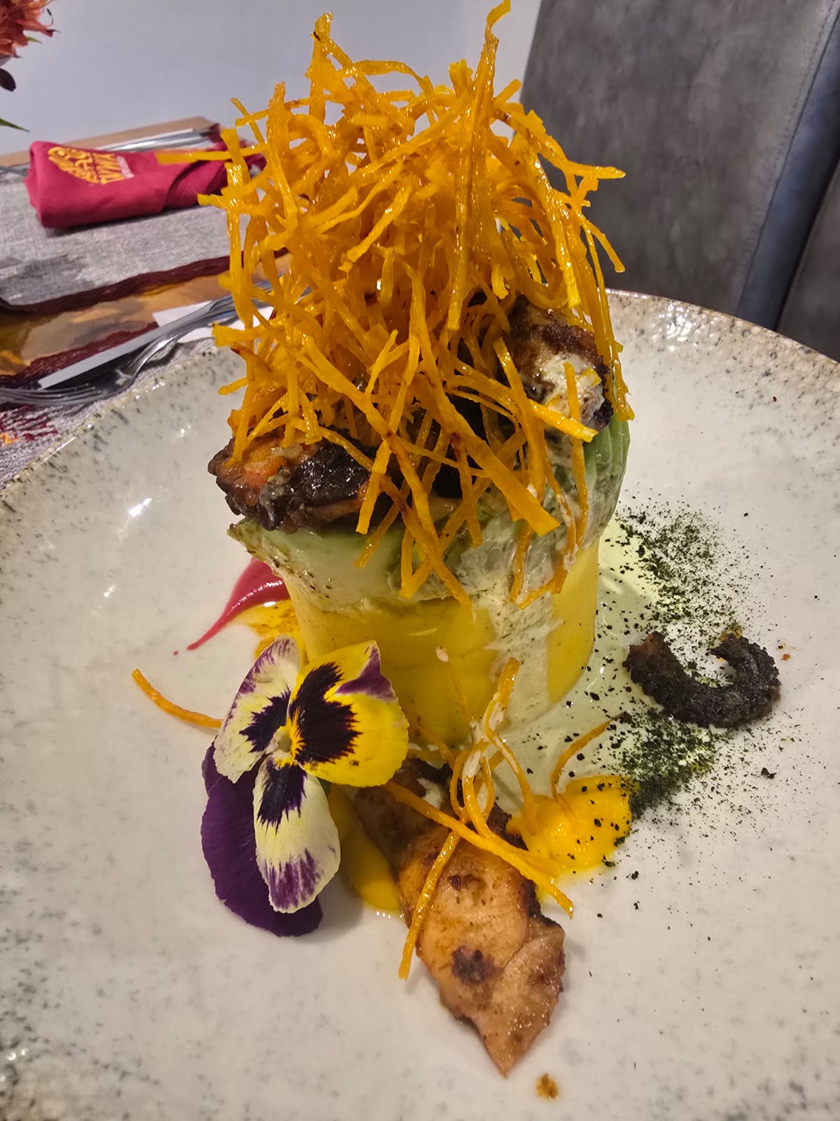 Causa con Pulpo Anticuchero